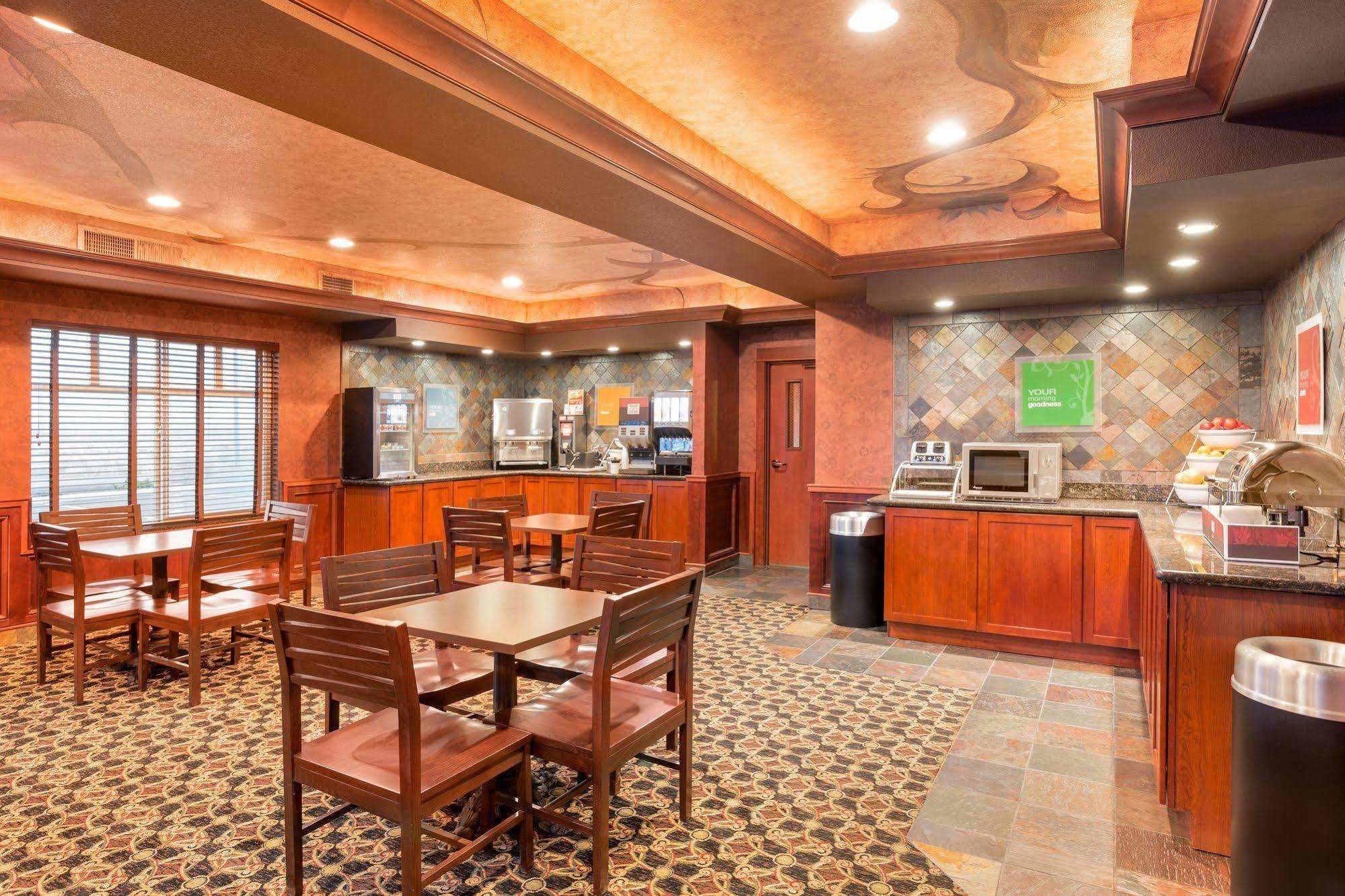 Comfort Suites Moses Lake Exteriör bild